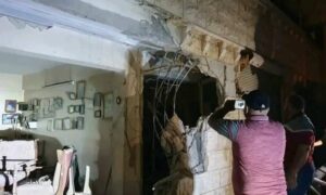 أضرار تعرض لها منزل نتيجة سقوط صاروخ في بانياس- 29 أيار 2024 (طرطوس البحر/ فيس بوك)