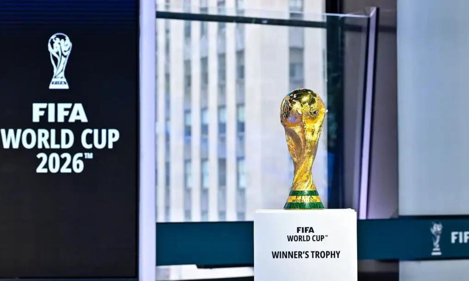 كأس العالم الموجود في مقر الاتحاد الدولي لكرة القدم- آذار 2024 (FIFA)