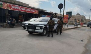 عناصر من جهاز "الأمن العام" في بلدة الأتارب غربي حلب- 7 من نيسان 2024 (جهاز الأمن العام/ تلجرام)