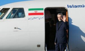 باقري قبيل مغادرته إيران للتوجه إلى لبنان وسوريا- 3 من حزيران 2024 (وكالة إرنا الإيرانية)
