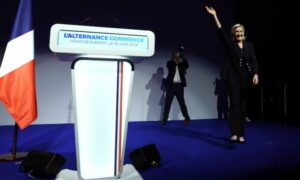 زعيمة اليمين المتطرف الفرنسي ماري لوبان بعد النتائج الجزئية لأولى جولات الانتخابات التشريعية الفرنسية- 30 من حزيران 2024 (رويترز)