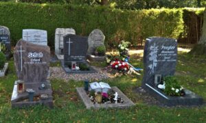 تختلف طقوس وأساليب الدفن في ألمانيا (imago/ focus)
