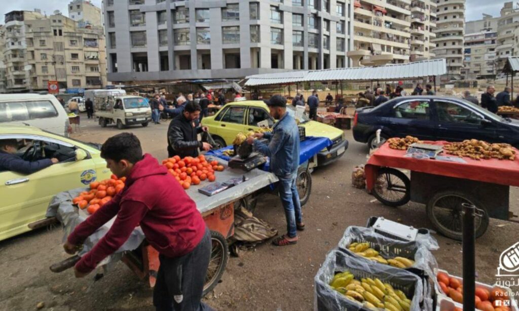 بعد عملية "ردع العدوان" انخفضت أسعار السلع في محافظة اللاذقية تدريجيًا - 12 كانون الأول 2024 (راديو الثورة/ تلجرام)