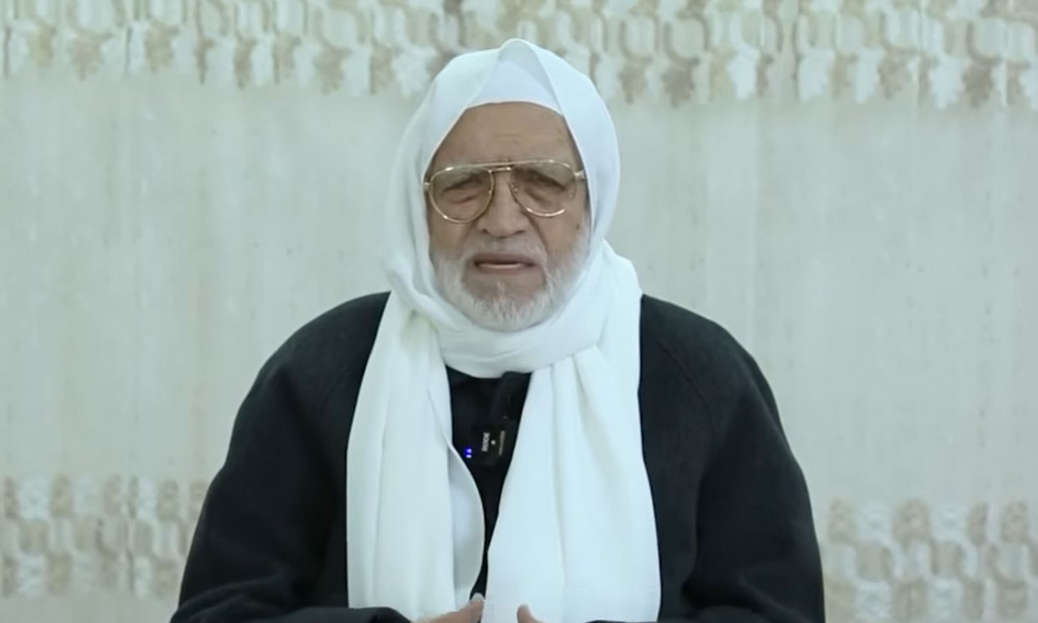 المفتي العام لسوريا أسامة الرفاعي يوجه كلمة للشعب السوري- 30 من نيسان 2025 (أسامة الرفاعي/ فيس بوك)