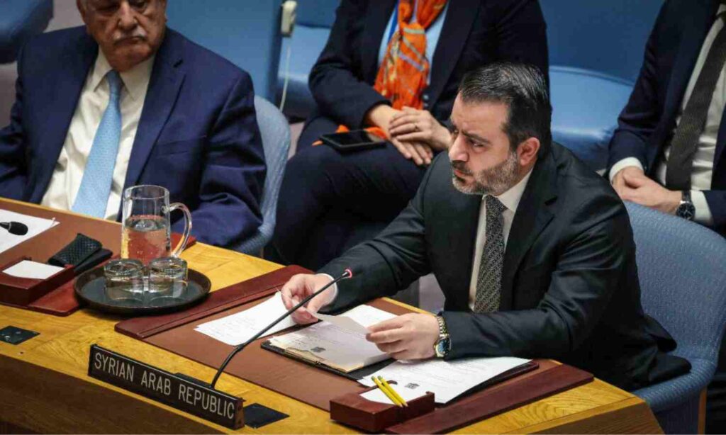 وزير الخارجية السوري أسعد شيباني خلال حضوره اجتماع الجمعية العامة للأمم المتحدة في الولايات المتحدة الأمريكية- 29 من نيسان 2025 (سانا)