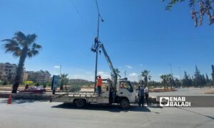 بدأ مجلس مدينة حلب بأعمال صيانة إشارات المرور - 14 أيار 2025 (عنب بلدي/ محمد ديب بظت)