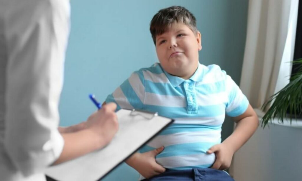 خطوات لعلاج السمنة لدى الأطفال