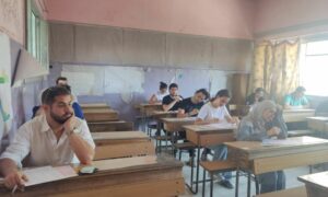 طلاب يقدمون في دمشق امتحان المواد المتممة للشهادة الثانوية- آب 2025 (وزارة التربية)