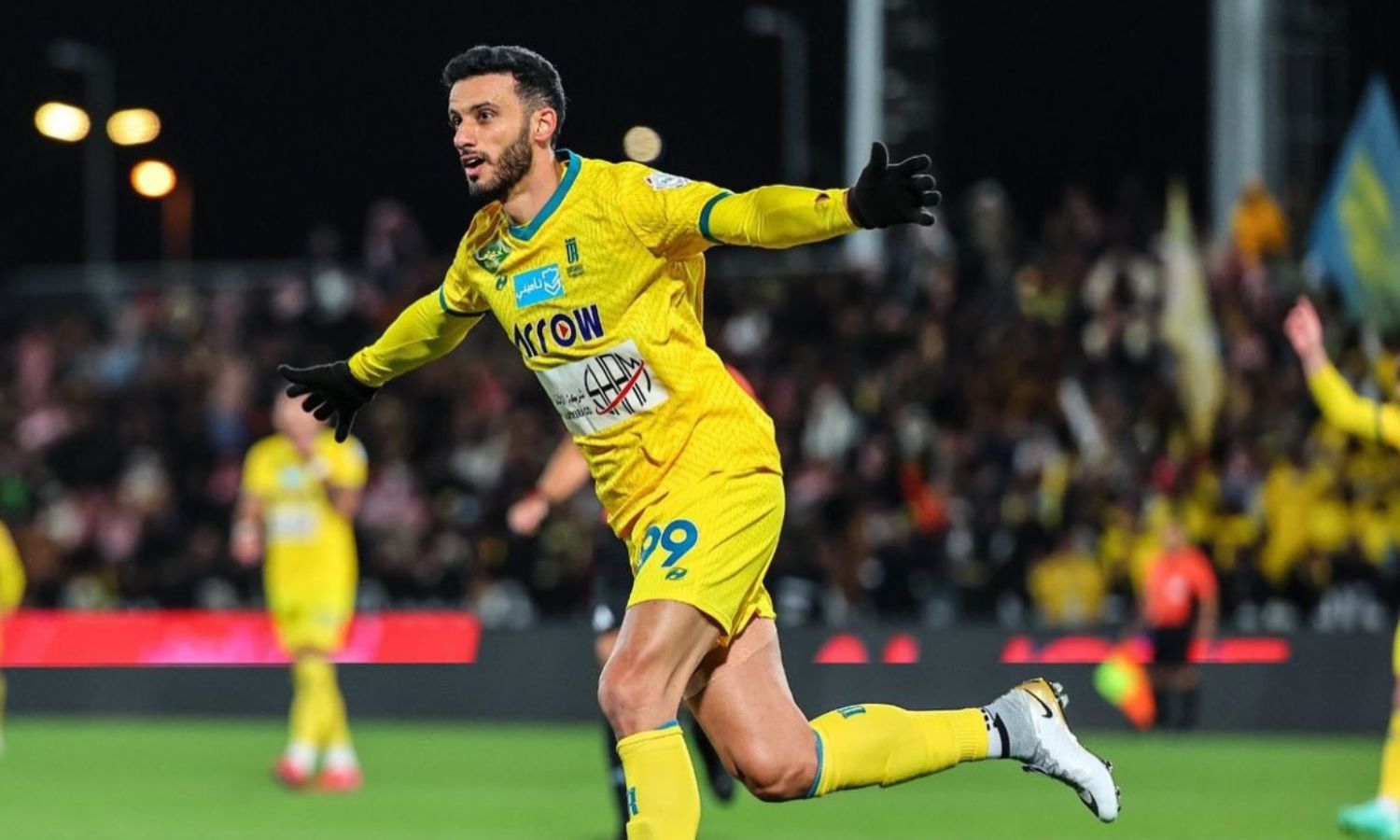 فرحة عمر السومة بعدما قاد فريقه العروبة للفوز على النصر ضمن الدوري السعودي- 28 شباط 2025 (omar somah)