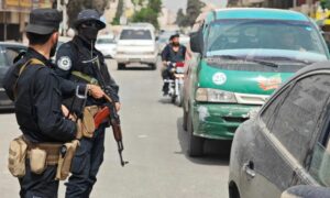 مقاتلون من قوى الأمن العام ينتشرون في أشرفية صحنايا بريف دمشق- 1 من أيار 2025 (سانا)
