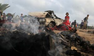 كثر من 53 ألف فلسطيني قتلوا في غزة جراء الهجمات الإسرائيلية المدمرة التي تشنها إسرائيل - 19 من أيار 2025 (رويترز)