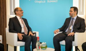 لقاء ثنائي جمع وزير الخارجية  أسعد الشيباني والسيد جهاد أزعور مدير إدارة الشرق الأوسط في صندوق النقد الدولي على هامش القمة العالمية للحكومات 11 شباط 2025 ( الخارجية السورية)