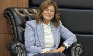 وزيرة الشؤون الاجتماعية هند قبوات، في 7 من أيار، (وكالة الأنباء القطرية،  الموقع الإلكتروني).