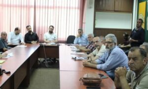 مدير عام مؤسسة مياه دمشق وريفها أحمد درويش يبحث خطة الطوارئ لتعويض نقص الوارد المائي لمدينة دمشق-11 أيار 2025 (مديرية مؤسسة المياه/ فيس بوك)