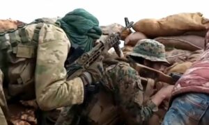 مقاتلون في فرقة "الغرباء" الفرنسية في سوريا - 2020 (فرانس 24)
