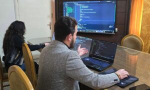 تطوير الأنظمة رقمية للجهاز المركزي للرقابة المالية 8 نيسان 2025 (الجهاز المركزي للرقابة المالية في سوريا/ فيس بوك)