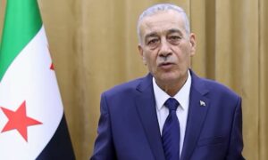 رئيس الهيئة الوطنية للعدالة الانتقالية،ياسر عبد اللطيف، 23 من أيار 2025 (الهيئة الوطنية للعدالة الانتقالية / فيسبوك)