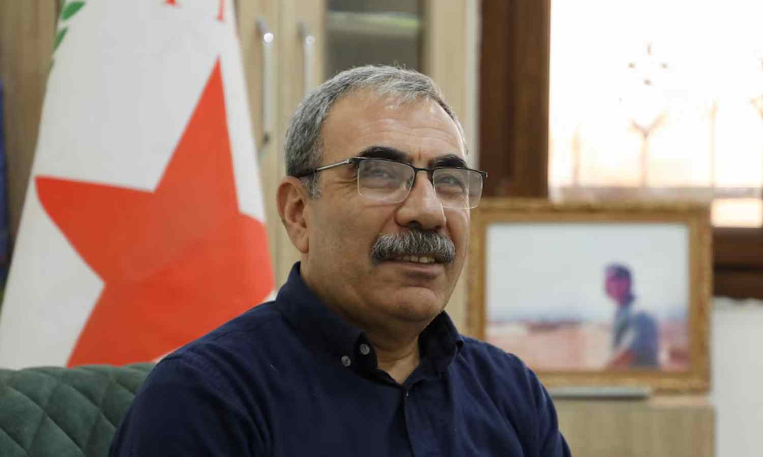 عضو الهيئة الرئاسية لحزب الاتحاد الديمقراطي آلدار خليل- 22 من أيار 2025 (رويترز)
