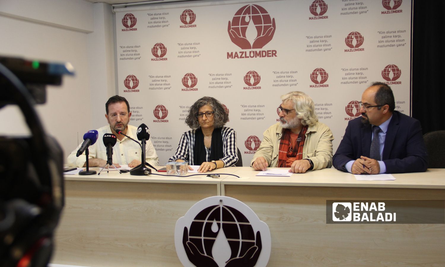 منظمة "مظلوم در" التركية تقيم مؤتمرًا لشرح ما جرى مع الناشط السوري طه الغازي - 20 أيار 2025 (عنب بلدي)
