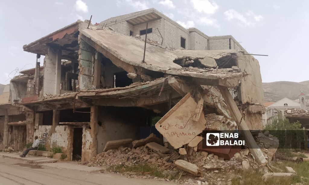هناك 8000 منزل مدمر في مدينة الزبداني 30 نيسان 2025 (عنب بلدي/ عمر علاء الدين)