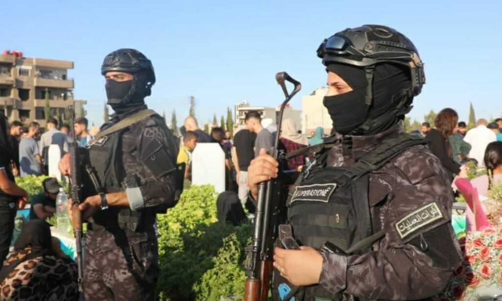 عناصر من "قوى الأمن الداخلي" (أسايش) في أول أيام عيد الأضحى - 6 حزيران 2025 (قوى الأمن الداخلي/ تلجرام)