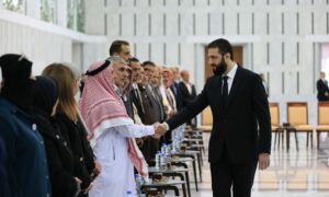 الشرع يلتقي بوجهاء وأعيان محافظة القنيطرة- 25 حزيران 2025 (رئاسة الجمهورية)