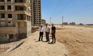 خلال جولة لأعضاء من مجلس إدارة خزانة التقاعد في نقابة المهندسين على مشروع واحة المهندسين بدمشق - 25 حزيران 2025 (نقابة المهندسين/ فيسبوك)