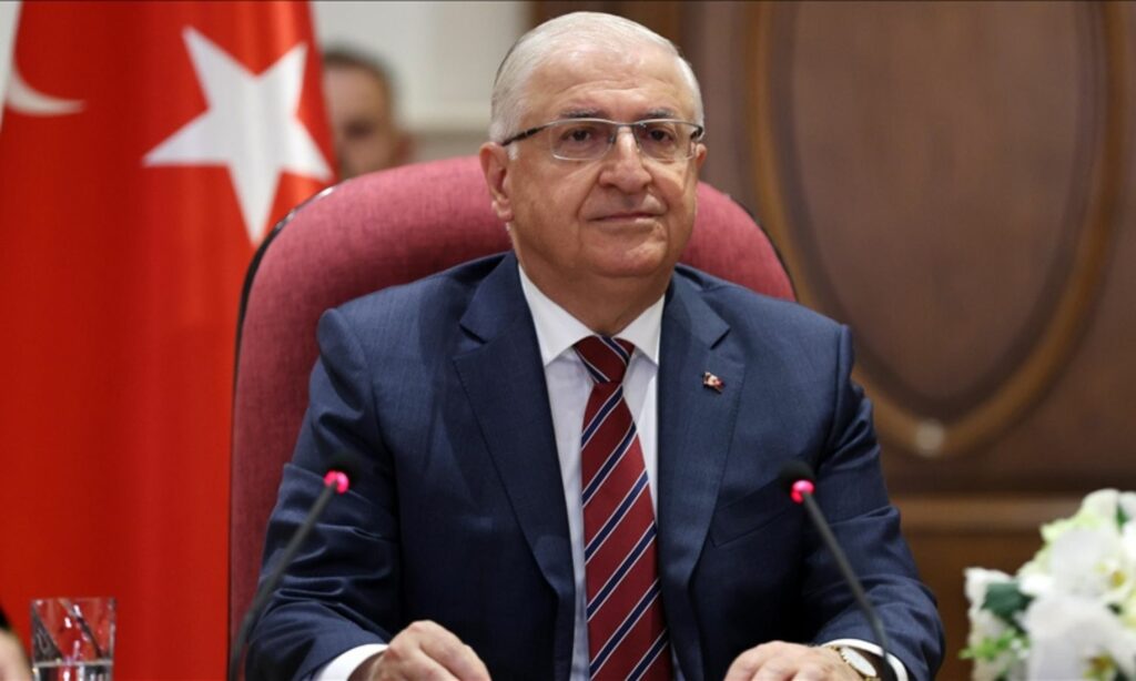 وزير الدفاع التركي 2 أيار 2025 (وكالة الأناضول)