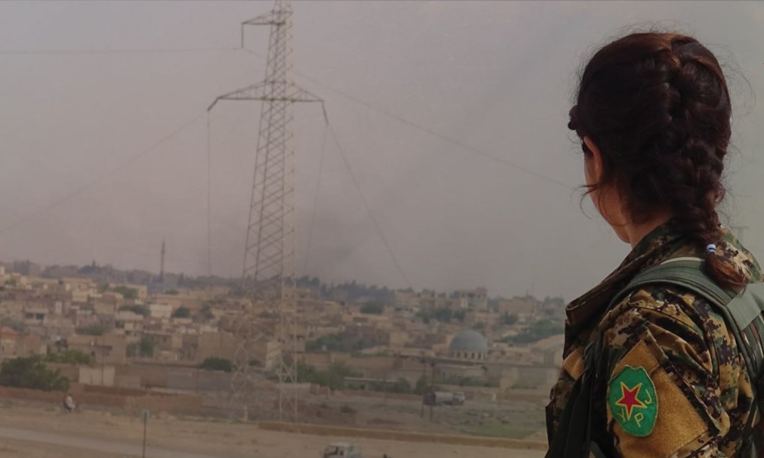 مقالتة ضمن صفوف "وحدات حماية المرأة" (YPG) شمال شرقي سوريا - ايار 2025 (المركز الإعلامي YPJ)