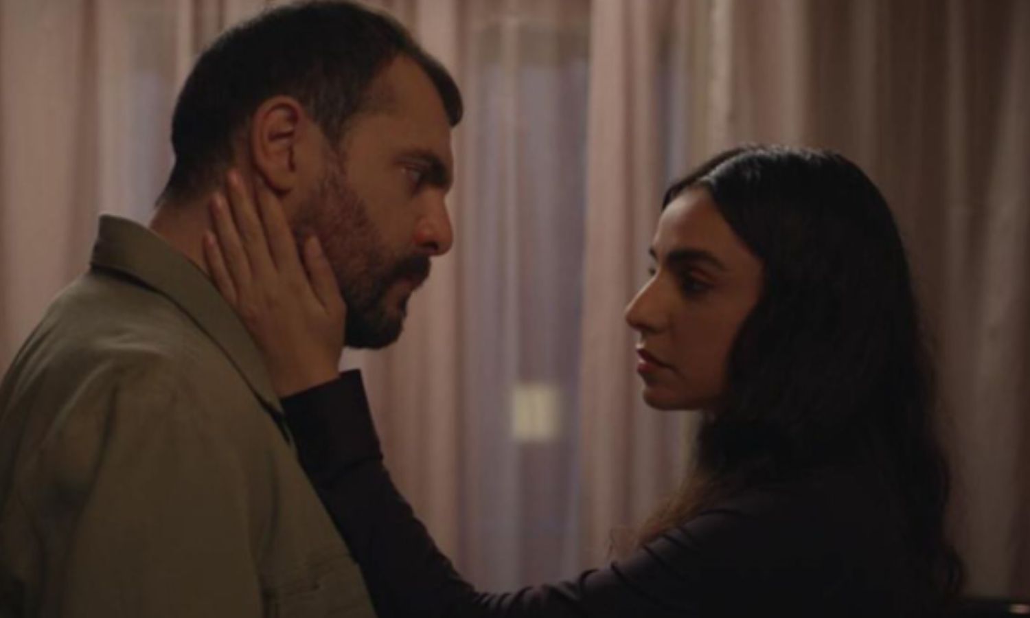 لقطة من مسلسل خطيئة أخيرة - 2025 (منصة يانغو بلاي)