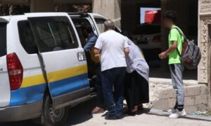 الدفاع المدني يجلي مواطنين من السويداء نتيجة الأحداث الأمنية - 17 تموز 2025 ( الدفاع المدني السوري / فيسبوك)