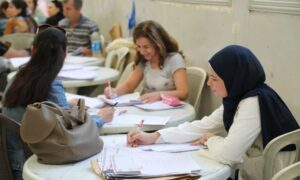 سير عملية التصحيح لشهادتي التعليم الأساسية والثانوية العامة في دمشق-1 تموز 2025(وزارة التربية/فيس بوك)