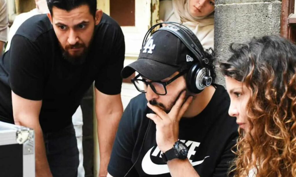 من كواليس تصوير فيلم "سلملك" بإشراف المخرج عمرو حاتم علي - 8 تموز 2025 (فوشيا)