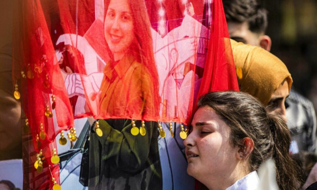 منظمة "العفو الدولية" تقول إنه على الرئيس الشرع نشر نتائج تحقيق لجنة تقصي الحقائق المتعلقة بمجازر الساحل - 15 آذار 2025 (AFP)