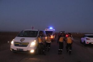 الدفاع المدني يجلي المدنيين الراغبين من السويداء عبر معبر بصرى الإنساني - 26 تموز 2025 (الدفاع المدني)