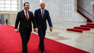 وزير الخارجية السوري أسعد الشيباني يستقبل  المبعوث الأمريكي توماس براك في دمشق - 9 تموز 2025 (الخارجية السورية)