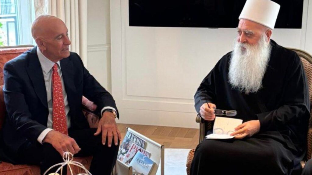 الرئيس الروحي للطائفة الدرزية في إسرائيل موفق الطريف يطالب الإدارة الأمريكية بالعمل على تثبيت وقف إطلاق النار بشكل شامل ومستدام في السويداء - 19 آب 2025 (توماس براك/ إكس)