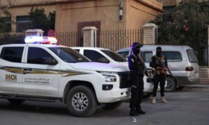 اعتقال مجموعة مسلحة ضمنها قيادي بـ (قسد) لتورطها باختطاف أحد المواطنين في قرية السيال بدير الزور - 16 تموز 2025 (محافظة دير الزور)