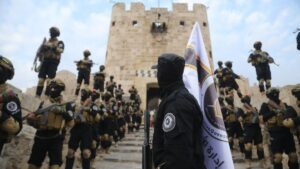 عناصر تابعون للأمن العام عند قلعة حلب- 1 شباط 2025 (صحيفة الجماهير)