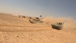 تدريبات بالذخيرة الحية لعناصر الفرقة "42" ضمن الجيش السوري - 27 تموز 2025 (وزارة الدفاع السورية/ فيسبوك)