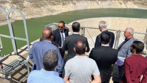 الاجتماع الأول للجنة الفنية السورية الأردنية المشتركة في سد الوحدة على الجانب الأردني - 8 تموز 2025 (وزارة الطاقة السورية/فيسبوك)