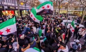 سوريون يحتفلون في ألمانيا بسقوط النظام - كانون الأول 2024 (dpa)