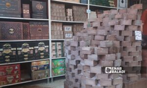 صابون الغار الحلبي في محل لبيع الصابون بمنطقة باب جنين في حلب - 4 أيلول 2025 (عنب بلدي)
