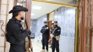 عناصر من الأمن الداخلي خلال تأمينها مؤتمر "أبشري حوران" الختامي - 18 أيلول 2025 (محافظة درعا/ تلجرام)