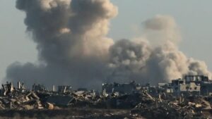 سبق أن نفت إسرائيل بشدة كون أفعالها في غزة تصل لمستوى الإبادة الجماعية، وتعمل حاليا ضد دعوى أمام محكمة العدل الدولية في لاهاي تتهمها بارتكاب إبادة جماعية (JACK GUEZ/AFP/Getty Images)
