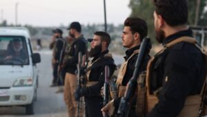 عناصر أمنية تنتشر في ريف حماة الغربي بعد توترات اندلعت في المنطقة - 24 أيلول 2025 (وزارة الداخلية)