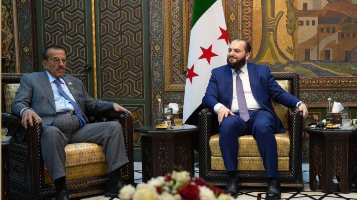 محافظ دمشق يلتقي رجل الأعمال الإماراتي خلف الحبتور في مقر محافظة دمشق- 9 أيلول 2025 (محافظة دمشق)