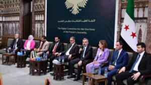أعضاء اللجان الفرعية يؤدون اليمين القانونية أمام اللجنة العليا لانتخابات مجلس الشعب في مبنى المجلس بدمشق - 3 أيلول 2025 (سانا)