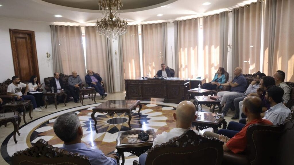 اللجة القانونية العليا في السويداء تجتمع مع المحامين في السويداء، 14 أيلول 2025 (s.t.n/فيسبوك)