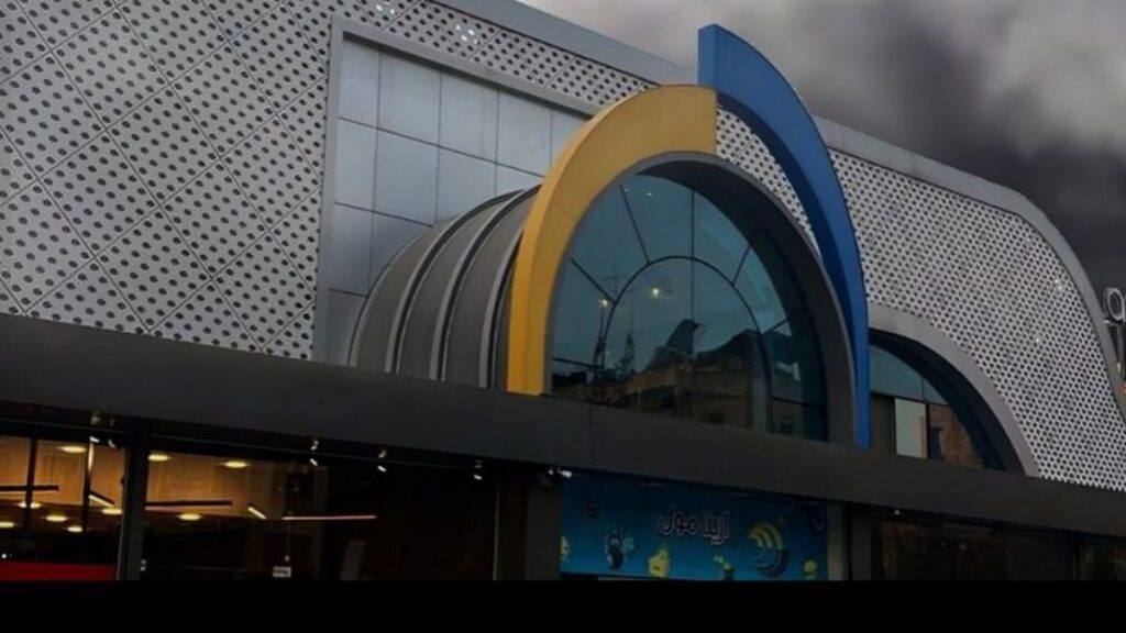 أرينا مول في حلب (حساب المول/ فيسبوك)